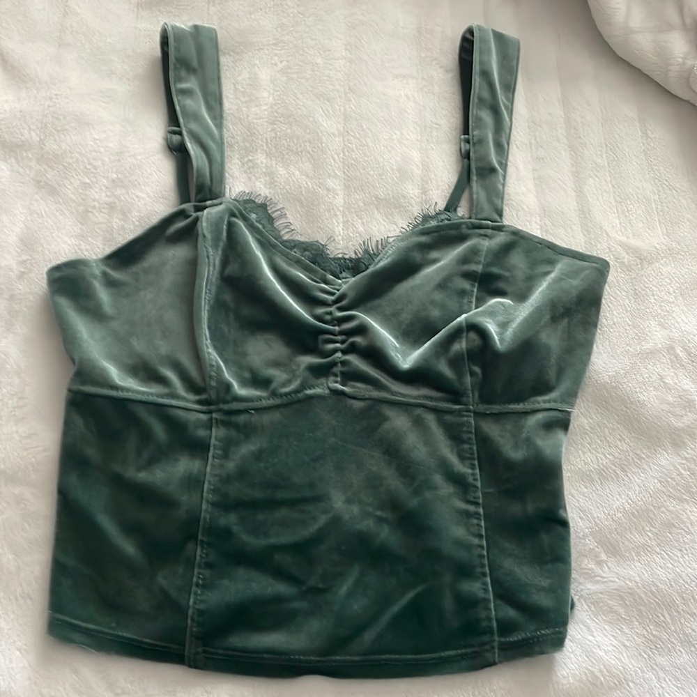 Abercrombie & Fitch Womens velvet crop top